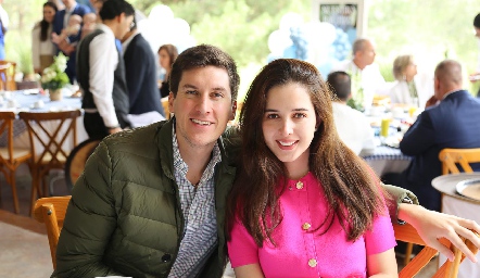  Alfredo Hernández y Renata Castillo.