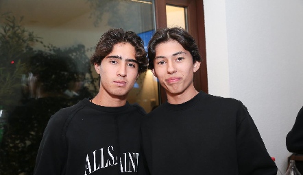  Joaquín González y Alonso Canales.