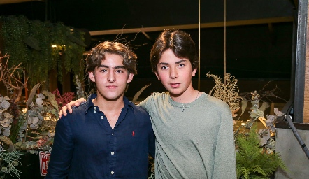  Diego Carreras y Santiago Conde.