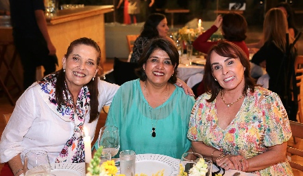  Lorena Sánchez, Laura Méndez y Susana Rangel.