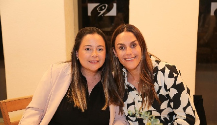  Susana Lozano y Paulina Lozano.