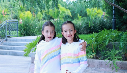  Constanza y Carlota Barbeiro.