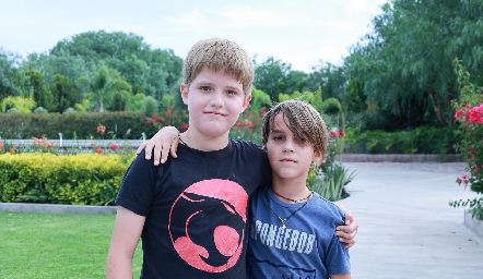  Alejandro Gouyonnet y Santiago Suárez.