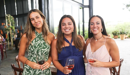  Martha, María y Federica.