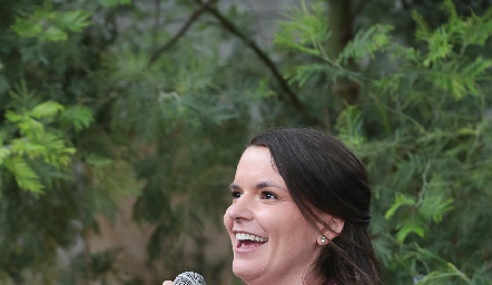  Krista Ramírez.