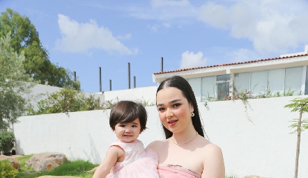  Inés y Paloma Villaseñor.
