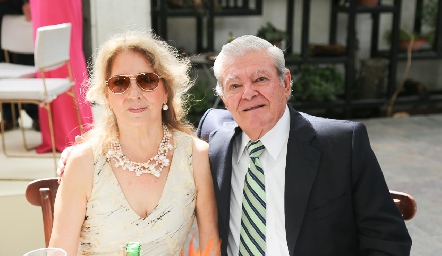  Elsa Castro y Mario Lozano.