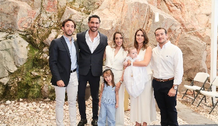  José Ascanio, Gerardo González, María José Ascanio, María Inés González, José Julián González, Jimena Colunga y Juan Pablo Aranda.