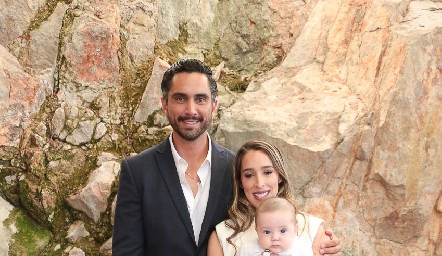  Gerardo González y María José Ascanio con sus hijos María Inés y José Julián.