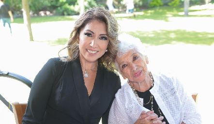  Paulina González y Paulina Ahumada.