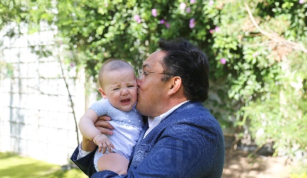  Antonio Ascanio con  su nieto José Julián.