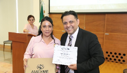  Ivette Larrea y David Fernández.