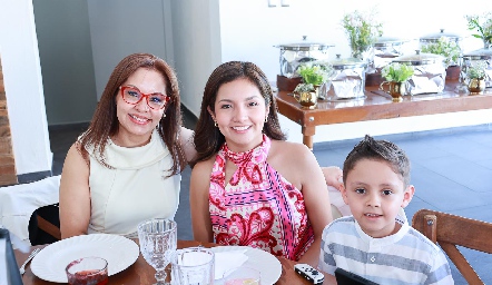  Marcela Martínez, Marcela de la Rosa y Carlos.