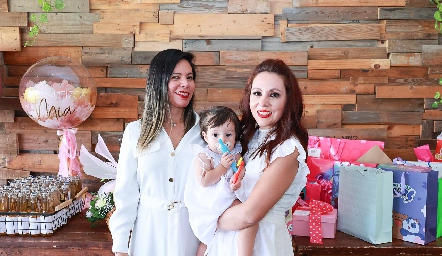  Marcela Alejandre, Mía Díaz de León y Paulina Alejandre.