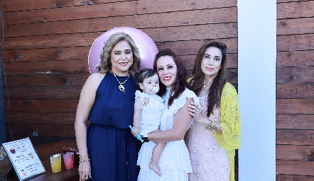  Anyul, Paulina Alejandre, Mía y Gaby Martínez Castro.