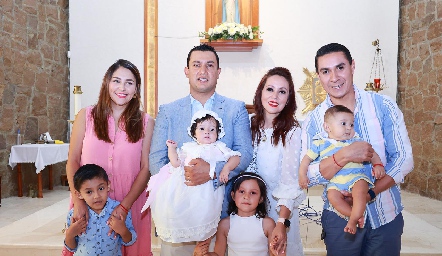  Fernanda Olivo, Héctor Díaz de León, Mía, Paulina Alejandre, Alejandro Polanco, Alejandro Polanco y Domenica.