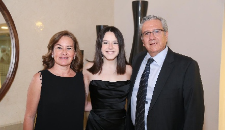  Julieta Ortuño, Ale y Napoleón Barrera.