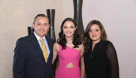  Juan Antonio Lira, Ana Sofía Lira y María del Carmen Vázquez.