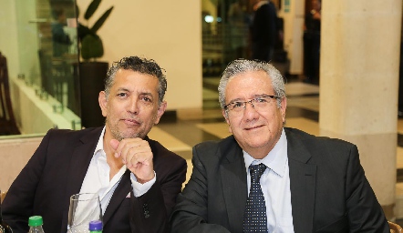  Bernardo Haro y Napoleón Barrera.