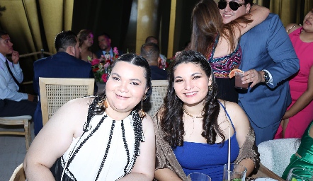  Mónica Elizondo y Leticia Jasso .