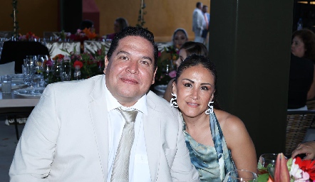  Jorge Castañeda y Aracely Velázquez.