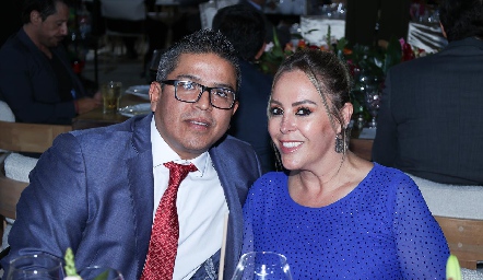  German Núñez y Lizbeth Pérez.
