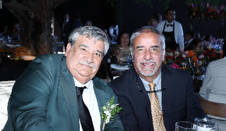  Víctor Torres, y Chavo Espinosa.