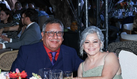  Ernesto y Rocío Jauregui.