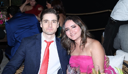  Rena Azuara y Rodrigo Gonzales.