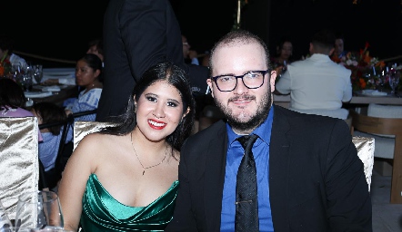  Stephania Aguiñaga y Carlos Rivera.