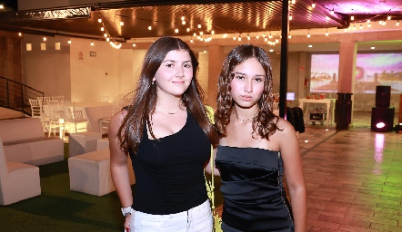  Mariana Lozano y Valentina Garza.