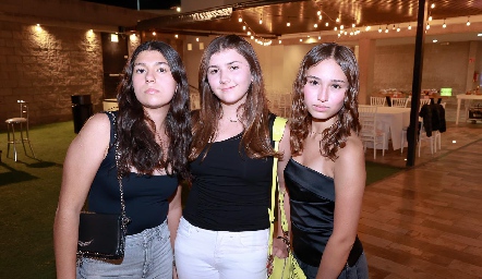  Regina Yáñez, Mariana Lozano y Valentina Garza.