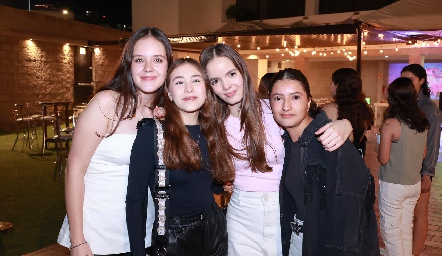  Sofía Castillo, Valeria Azuara, Inés Martínez y Aurora Villaseñor.