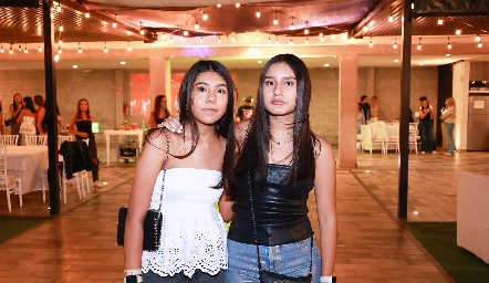  Isabella Castillo y Regina Hernández.