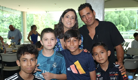  Familia Morales Lozano.