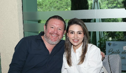  Luis Gerardo y Fabiola.