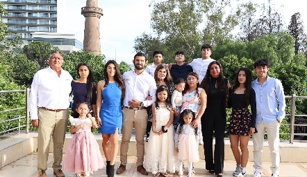  Familia Hernández Morales.
