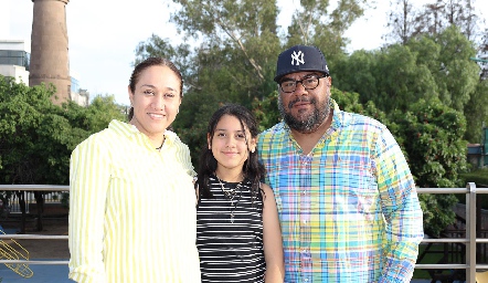  Familia Morales.