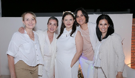  Flor Gómez, Cinthia Aguilera, Cecy Ponce, Mari Carmen Galarza y Yara Nagore.