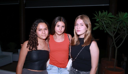  Mayela Cosío, Marilé Ayala y Jimena.