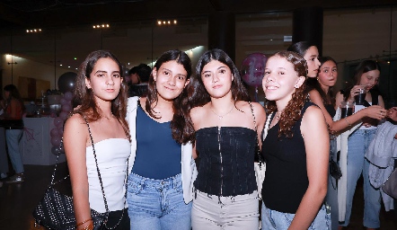  María Güemes, Euge, Alexa Lozano y Daniela Torre.