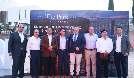  Juan Antonio Leal, Jesús Bernardo Retana, Francisco Eduardo Naif, Moisés González, Eduardo Muñoz, Mauricio López, Noel López y Jorge Burgos.