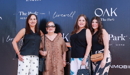  Fabiola, Silvia González, Silvia Alarcón y Silvia González.