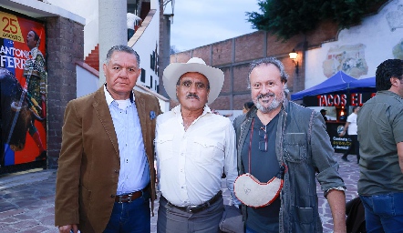  Rogelio Araujo, Martin Becerra y José Luis.