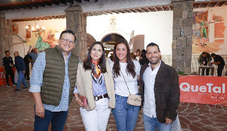  Fernando Grullas, Carla Sánchez, Bety Cruz y Marcelo del Castillo.