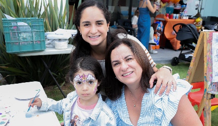  Elena, Claudia Villasana y Claudia Ávila.