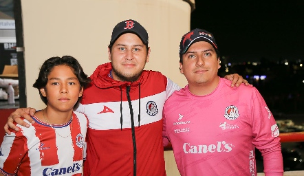  Jorge, Jesús García y Héctor Guillén.