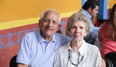  Fausto González y Lucía Alcalde.