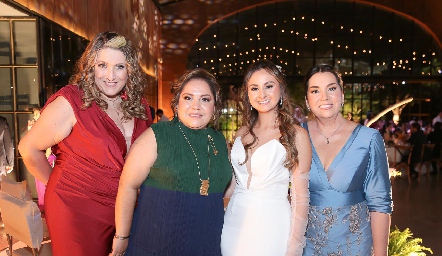  Marie Díaz Infante, Elsa Montante, Sofía Escobedo y Cecilia Montelongo.