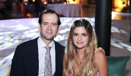  Eduardo Martínez y Lucía Cabrera.